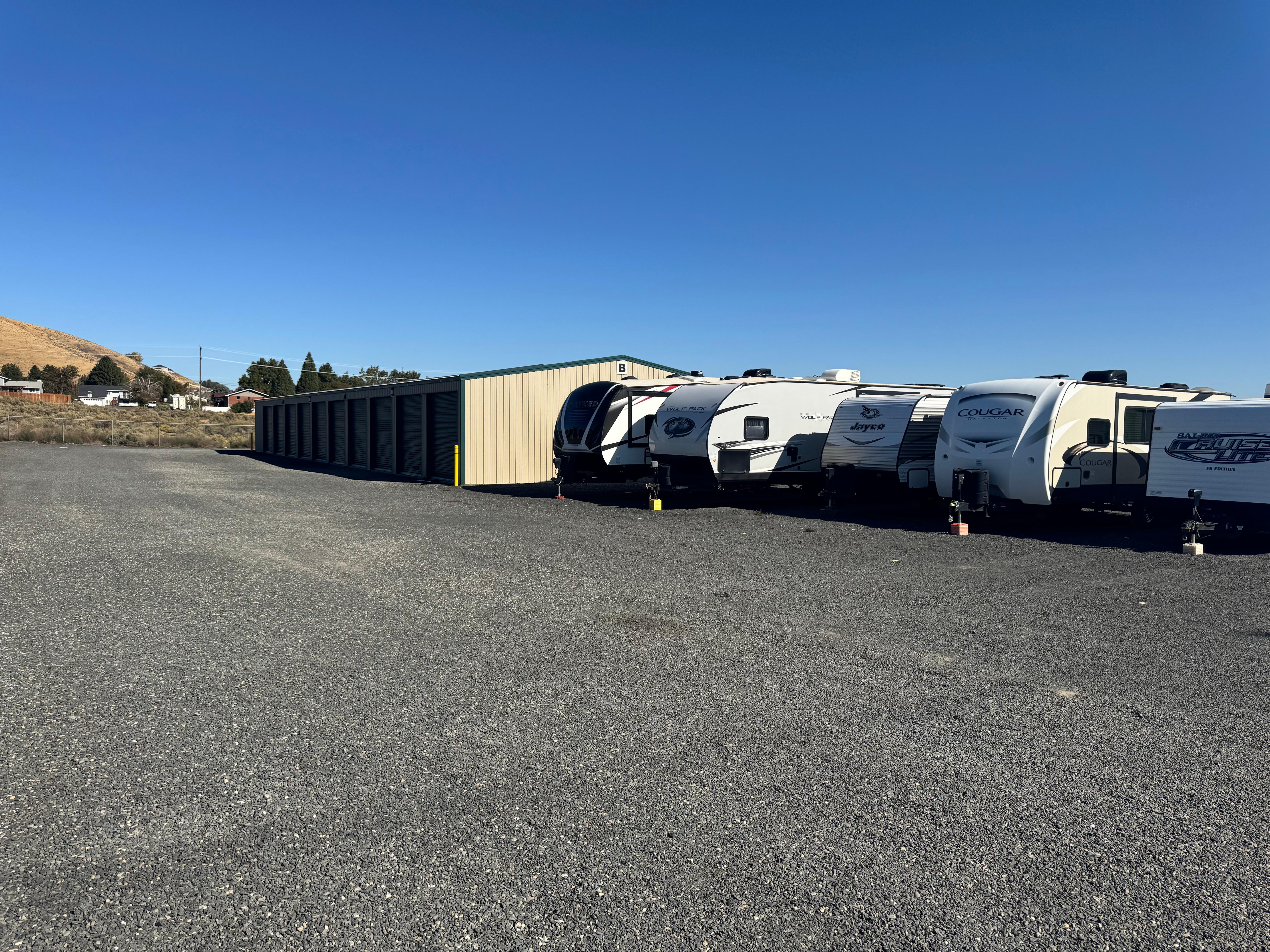 Reata Express 147 E Reata Rd. Richland, WA 99352 (509) 581-0649